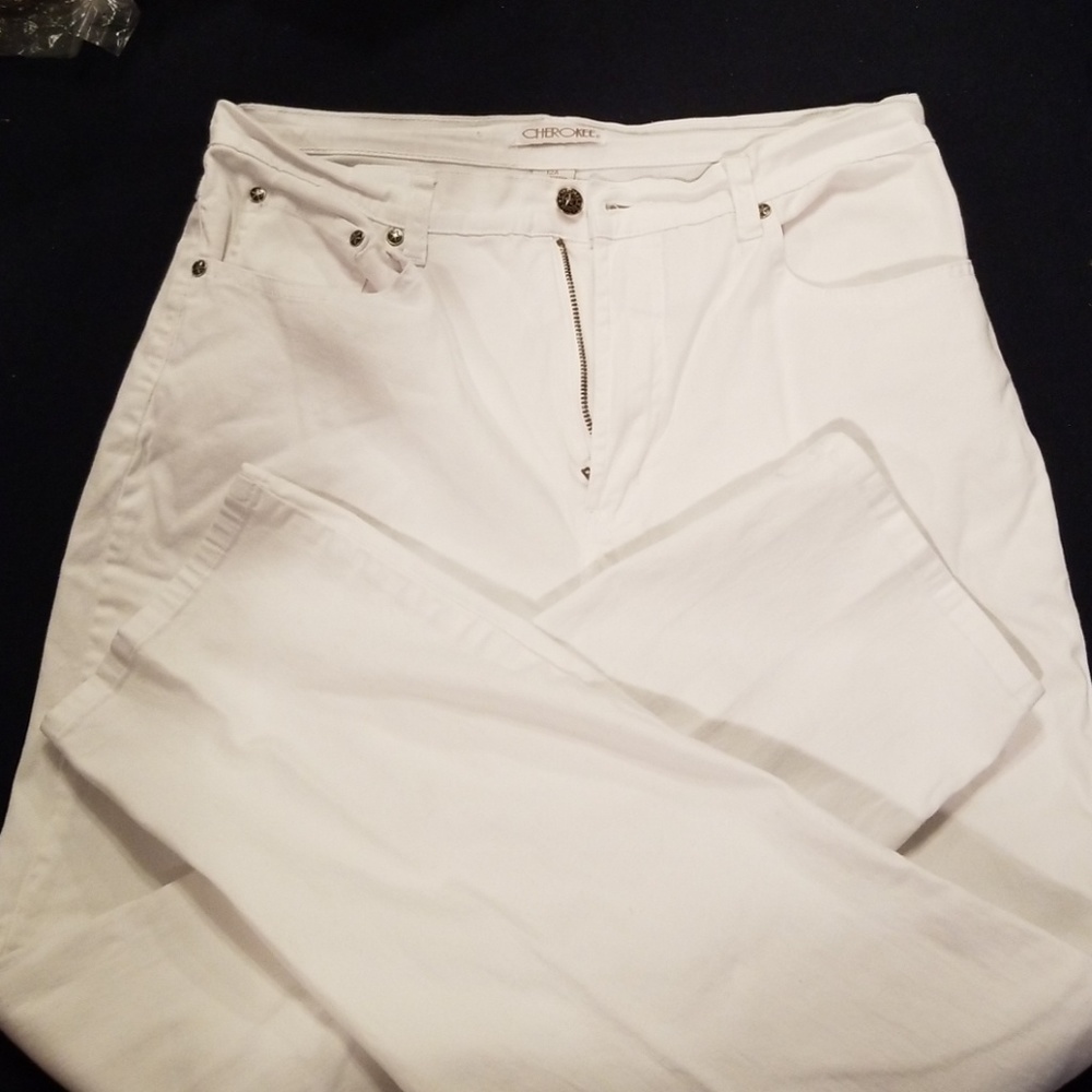 Like new Cherokee jeans